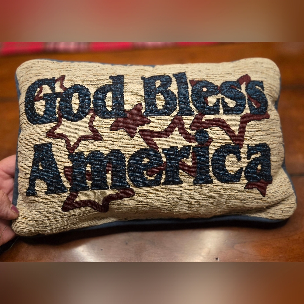 Patriotic Accent Pillow - Cream and Red - Picture 1 of 7